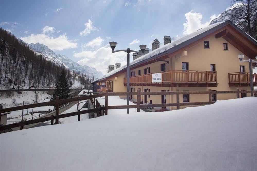 Appartamenti Residenza Anderbatt Gressoney-la-Trinité Dış mekan fotoğraf